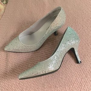 FIONI Sparkly Heels
